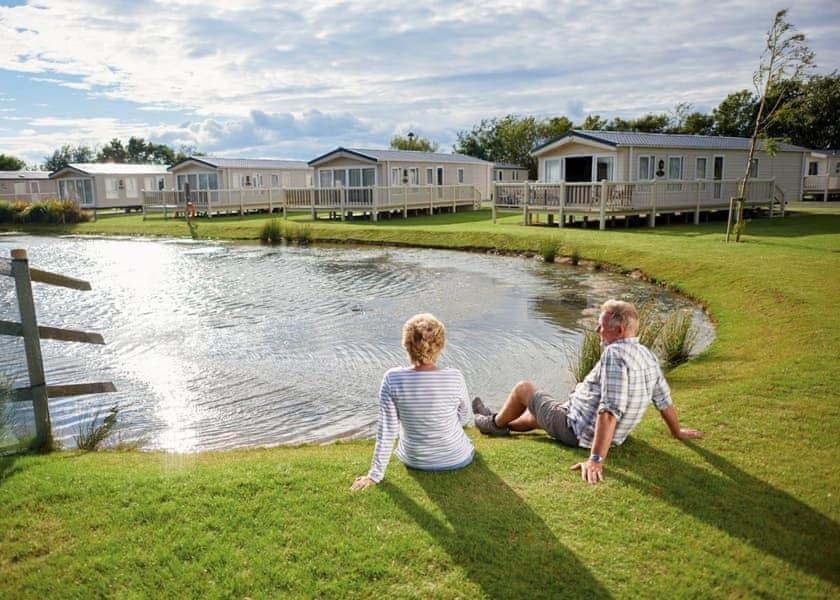 Blue Dolphin Holiday Park Gristhorpe Buitenkant foto